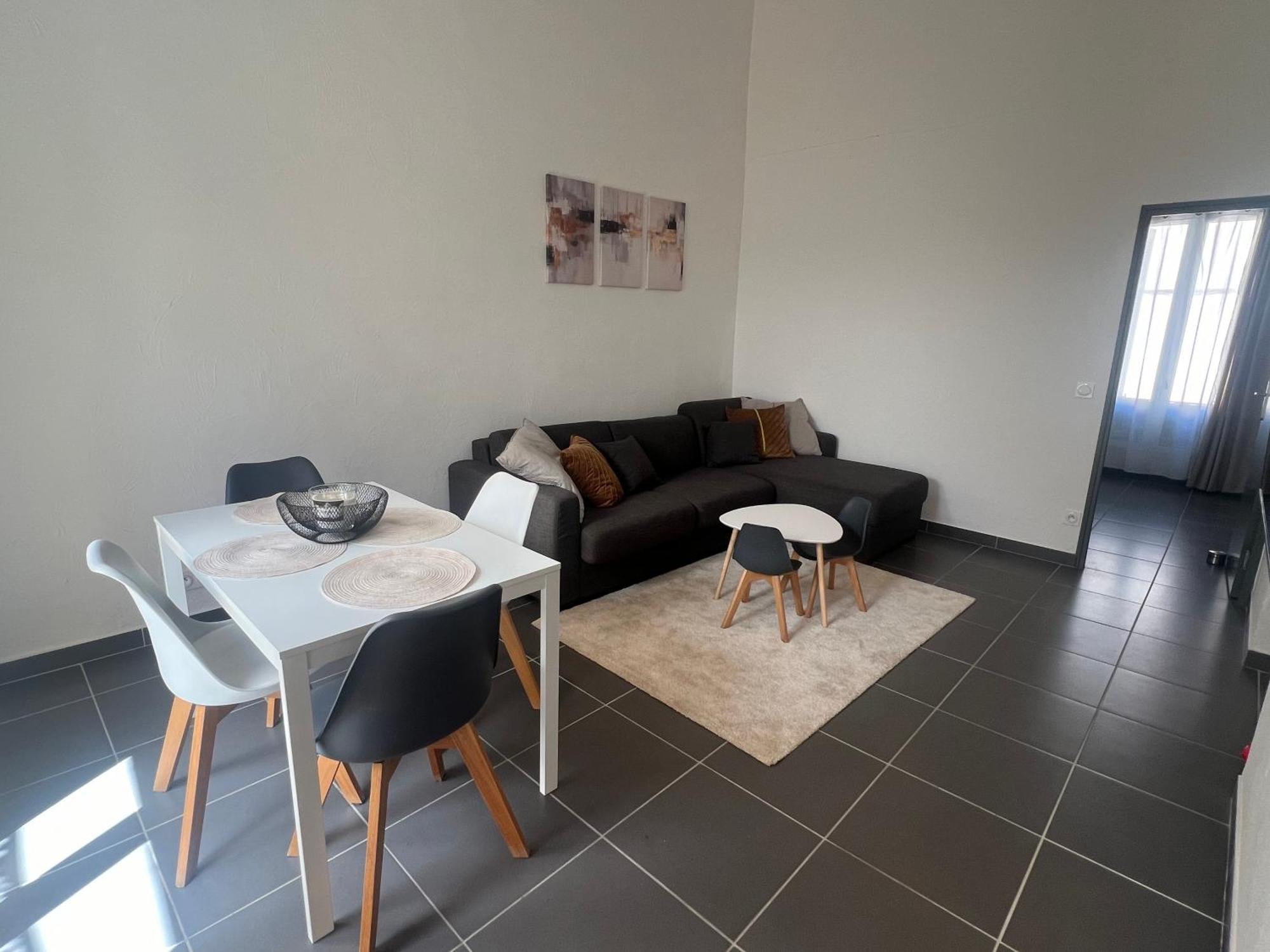 3p, Terrasse, Garage Apartamento *